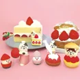 thumbnail image 2 of Decoración de escena en miniatura con tarta de fresa Zakka de Japón, decoración de estantería japonesa, artesanía de resina, juguete, adornos de bonsái, decoración del hogar, 2 of 5