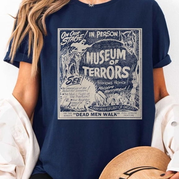 Vintage Halloween Slasher Horror Movie Museum of Terrors T-Shirt