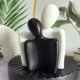 thumbnail image 4 of Set de decoración para estatuas de pareja Adornos colgantes en blanco y negro para estantería de oficina Aniversario de boda Regalo romántico, 4 of 6
