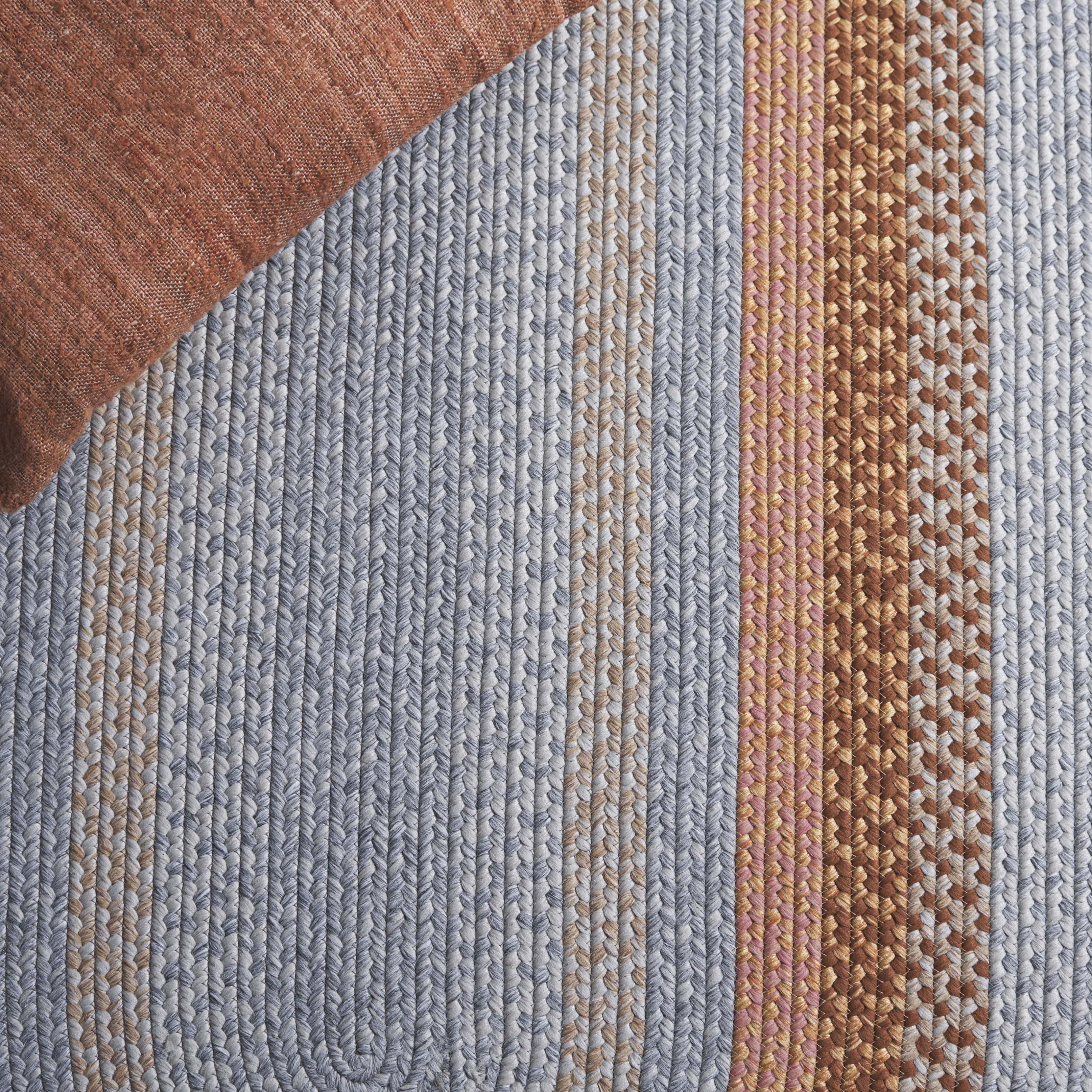 SAFAVIEH Braided Marco Bordered Machine Washable Reversible Area Rug, Grey/Rust, 3' x 5' Oval