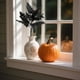 thumbnail image 4 of Planta de Hoja de Arce Artificial - Decoración Otoñal de Plástico Negro para Acción de Gracias y Halloween, Arreglo de Calabaza Artificial Realista de 40 Cm con Hojas de Imitación Realistas, 4 of 6