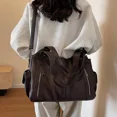 thumbnail image 3 of Bolsos de hombro con compartimento Interior suave 2025, bolsos de colores contrastantes de alta calidad para mujer, bolsos de mano de Pu con cremallera a la moda para mujer, 3 of 5