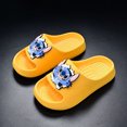 thumbnail image 1 of Zapatillas de baño casuales de Disney Stitch para mujeres y hombres, sandalias de anime de tendencia Y2k, nuevas suelas suaves antideslizantes, zapatos para estar por casa, 1 of 6