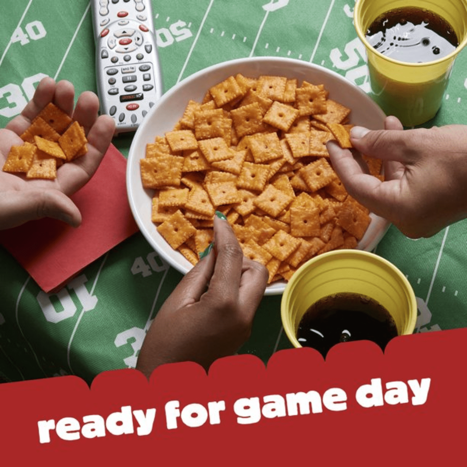 Cheez-It Original Baked Cheese Crackers, Light & Crispy Bite-Sized Snacks Family's Favorites Biscuits for Adult & Kids Lunch Box Halloween Basket Fillers & Party Favors 2-24oz(48oz)