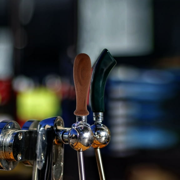 IBASETOY Rustic Wooden Beer Tap Handle Ergonomic Tap Handle for Kegs Coffee Wood 1Pcs