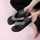 thumbnail image 3 of par de zapatos de playa antideslizantes con suela antideslizante y diseño de diamantes de perla para mujer (negro, talla 39, 24,5 cm, 7,5 EE. UU., 5 UK, 38,5 UE, 9,6285 pulgadas), 3 of 8