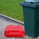 thumbnail image 4 of unbranded Cubierta Universal Roja Para De Basura De Plástico 50 Litros Para Uso Exterior Protección Eficaz, 4 of 8
