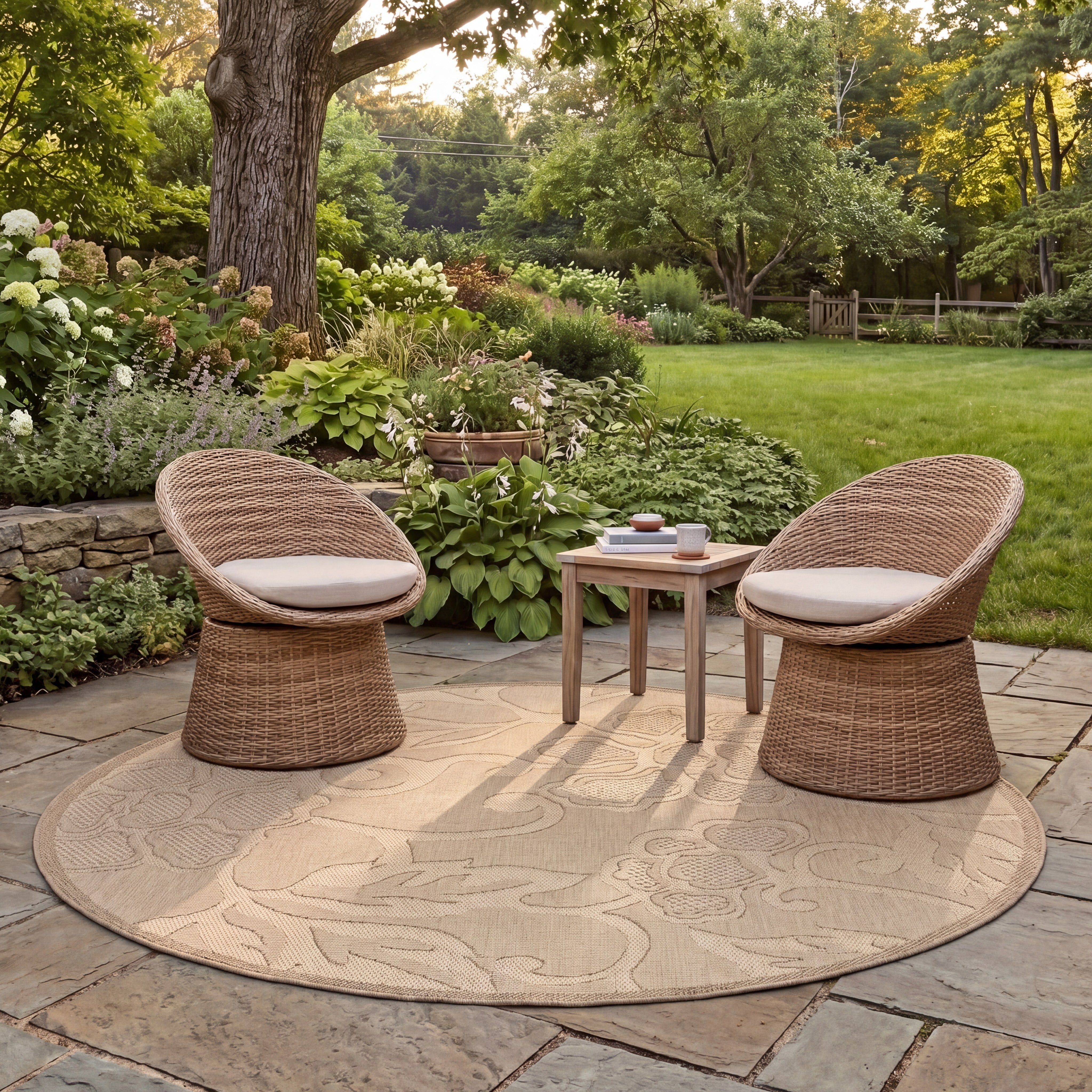 Safavieh Courtyard Helen Floral Indoor/Outdoor Area Rug, Natural/Brown, 5'3" x 5'3" Round