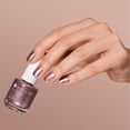 thumbnail image 4 of Esmalte de uñas Dazzle Dry Out N' About Rose Gold Metallic, 15 ml, 4 of 9