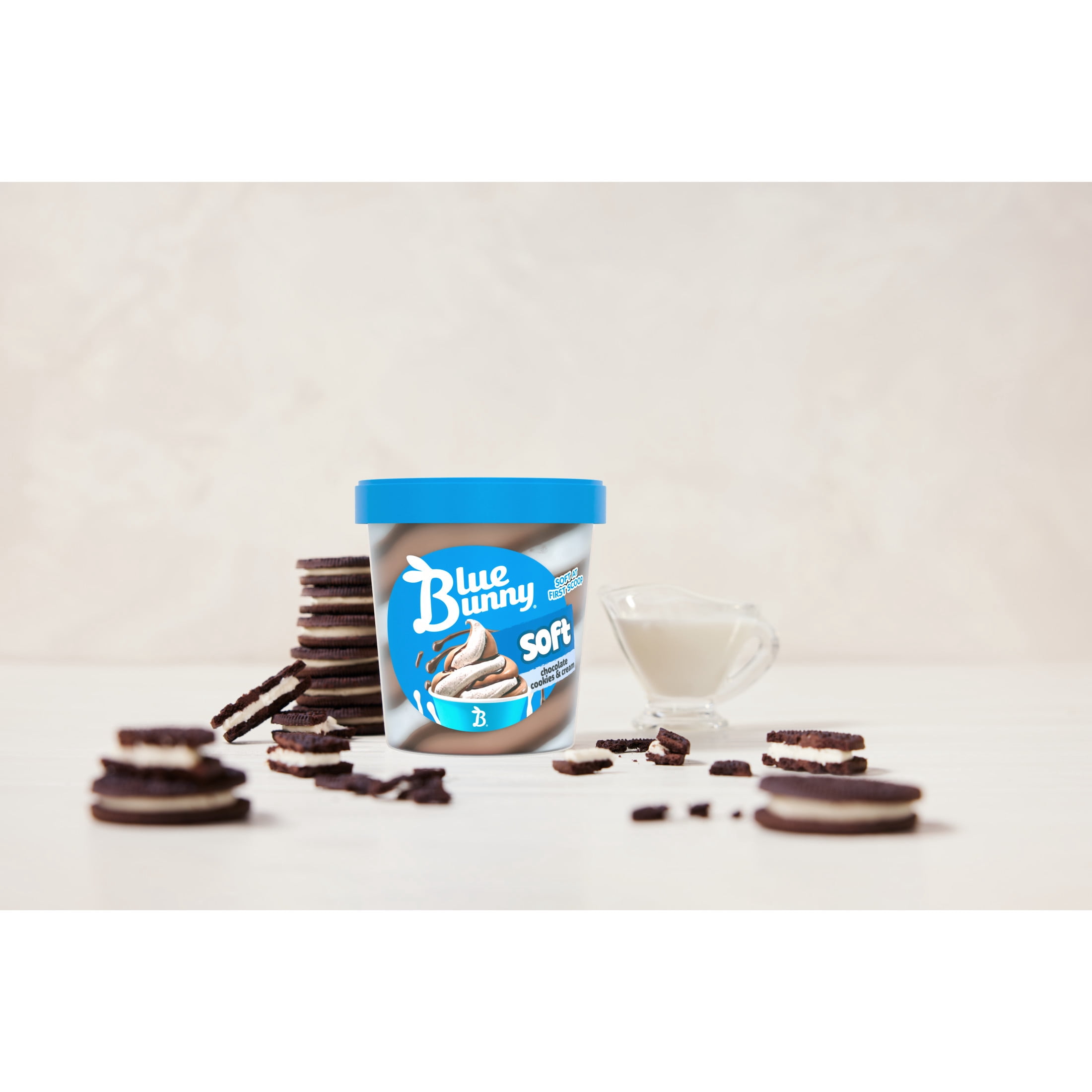 Blue Bunny Soft Chocolate Cookies and Cream Swirl Iced Frozen Dessert, 16 fl oz Pint
