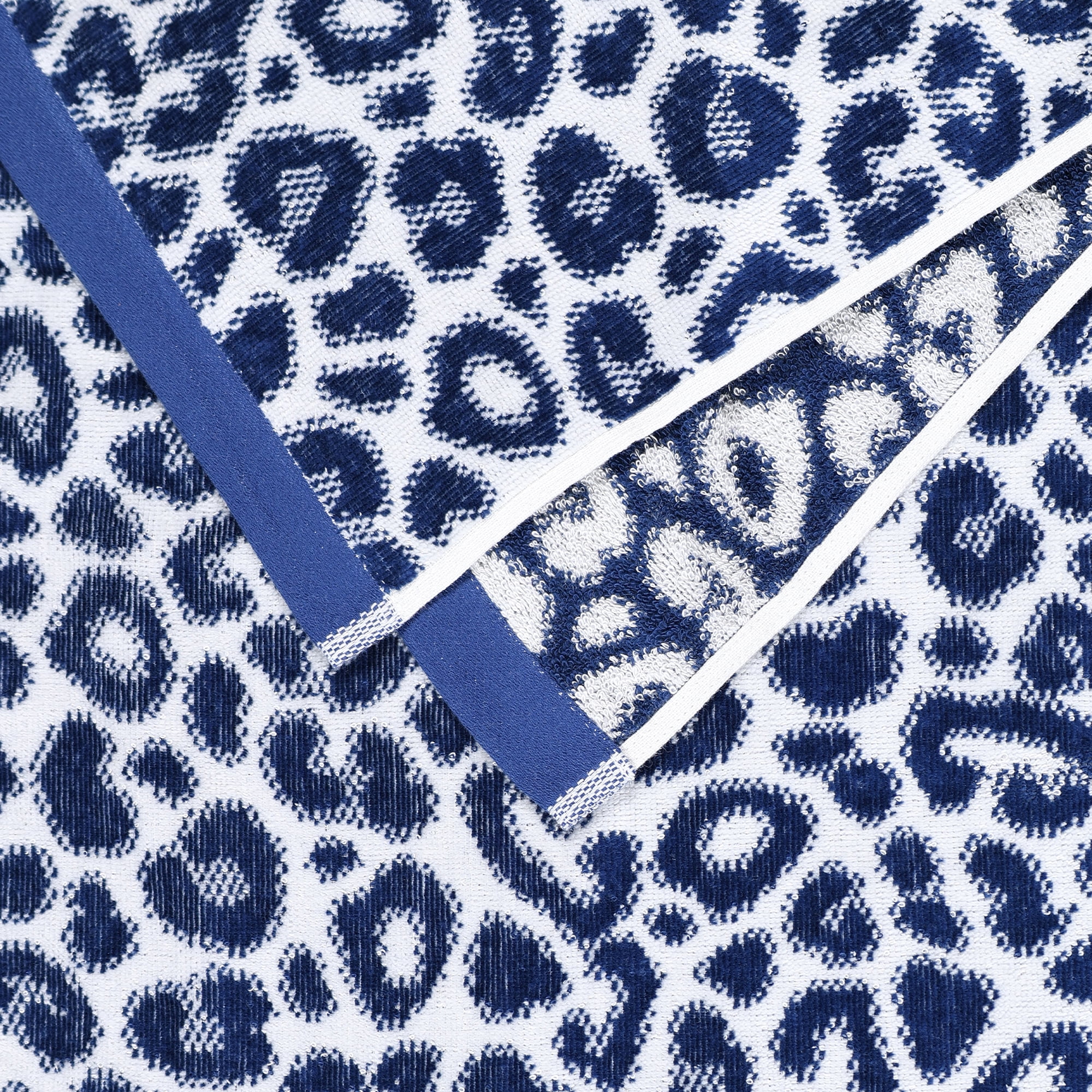 Mainstays Beach Collection Beach Towel, 36 x 72 in, Leopard Blue