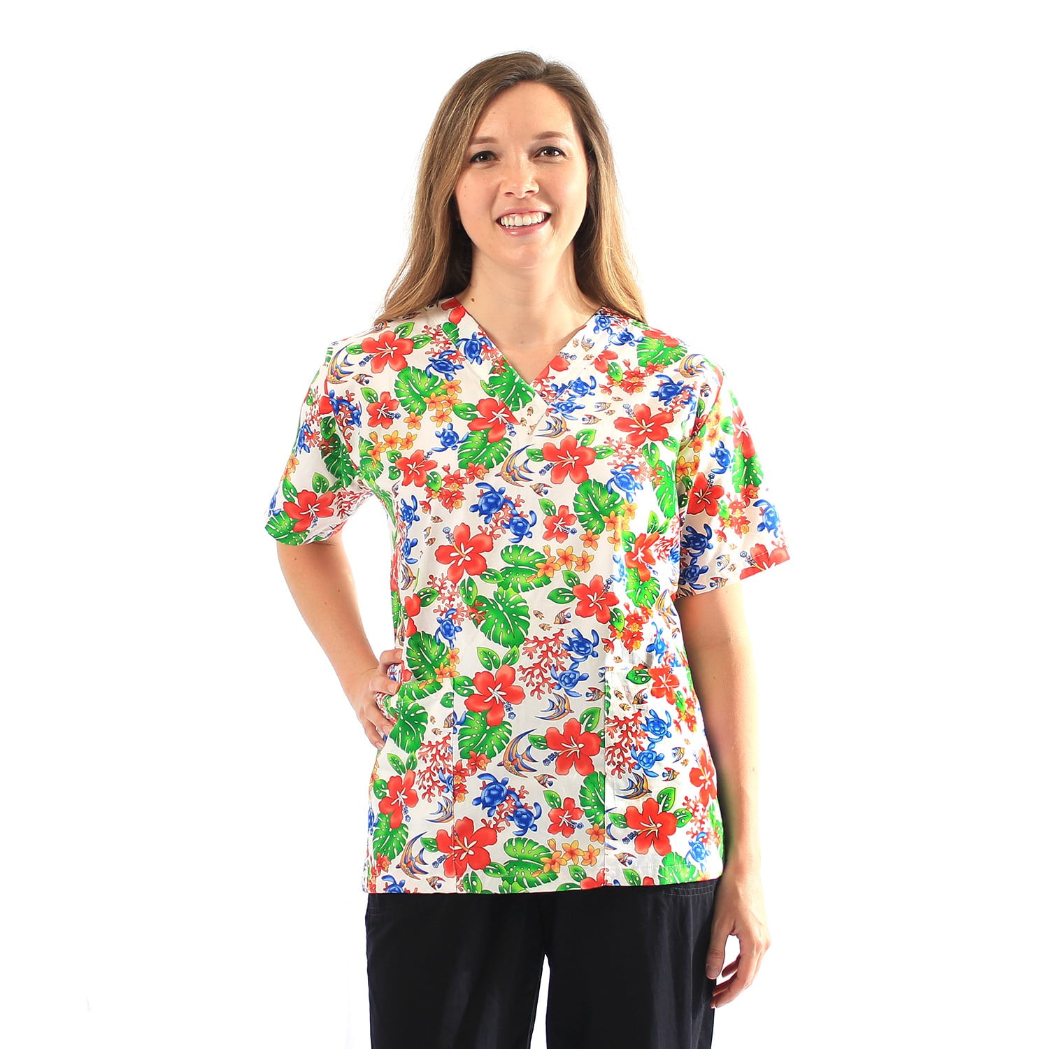 Made in Hawaii Hawaiian Print Cotton 2 Pockets Scrub Top in Hibisucs
