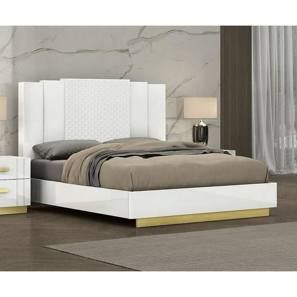 K-LIVING TANNER KING SIZE BED IN WHITE WITH LUXURY PU
