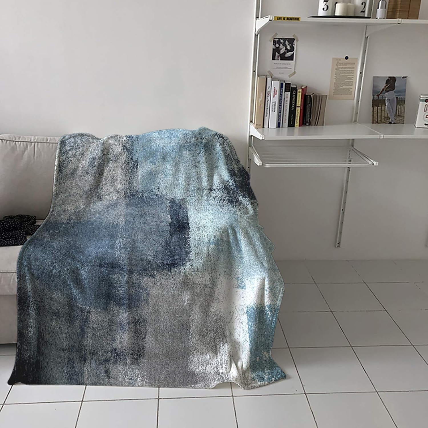 Flannel Blanket Abstract Paint Art Graffiti Lattice Super Soft Breathable Throw Blankets Blue and Gray Warm Cozy Bedspread Decorative for Home Sofa Couch Chair Living Bedroom All Seasons Use 60x80inch