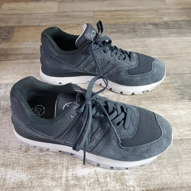 New Balance 574 Rugged Mens Shoes Sz 9 D Running Black Marble Sole Suede Sneaker