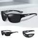 thumbnail image 3 of Nuevas gafas de sol de moda para hombre para deportes al aire libre con lentes polarizadas y resistentes al viento 3040, 3 of 8