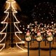thumbnail image 5 of Descuentos Únicos Solo en Línea, Luces solares de decoración de ambientes navideños, muñeco de nieve de resina, paisajes de patio modernos, luces de suelo para jardín al aire libre Akmoler, 5 of 9