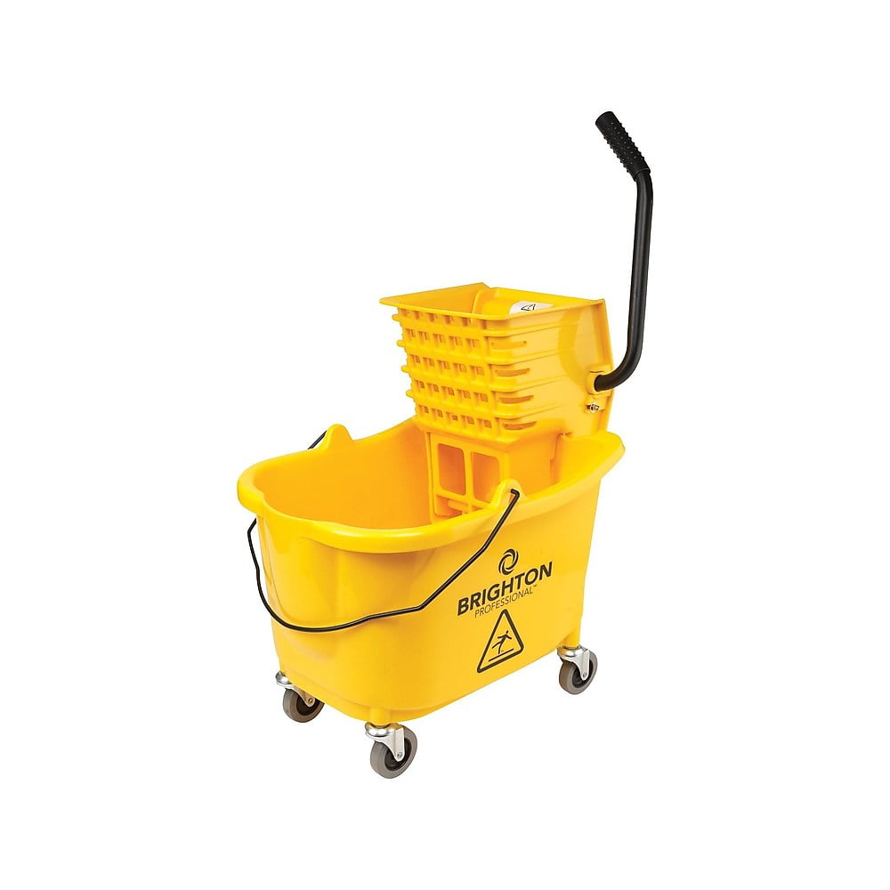 Brown 35 Quart Capacity Carlisle 3690469 Commercial Mop Bucket with