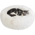 thumbnail image 1 of Cama redonda con forma de donut para perros y gatos: mullida y suave, ideal para acurrucarse, acurrucarse y relajarse (50 cm, blanca), 1 of 5