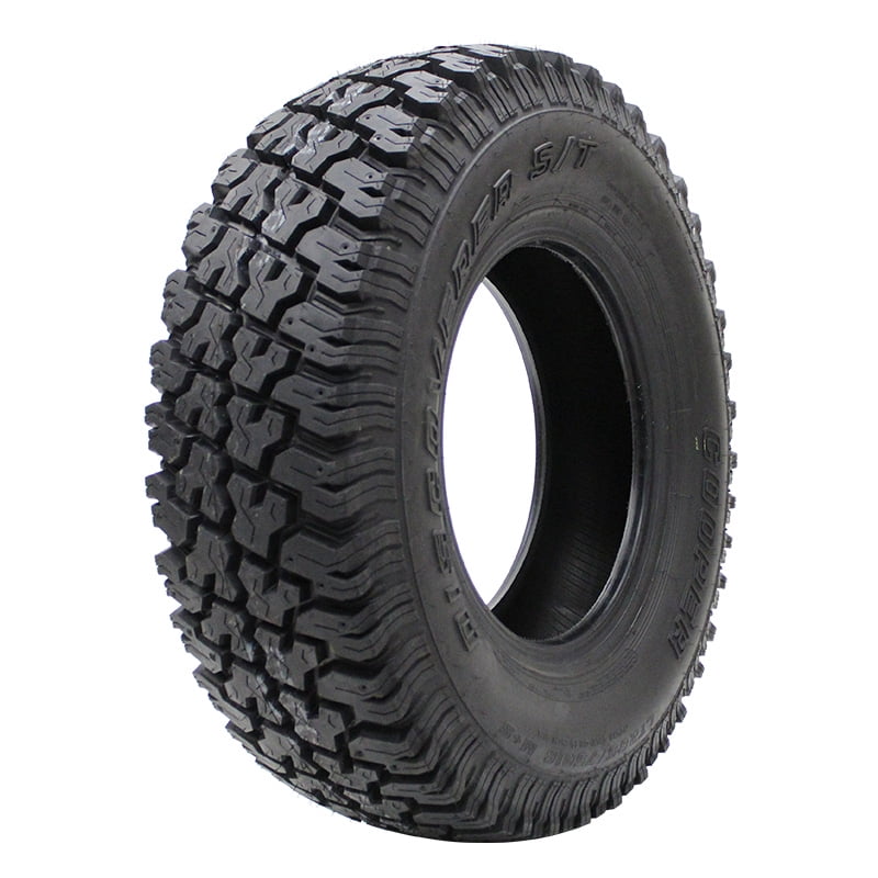 Cooper Discoverer S/T 285/75R16 122 N Tire