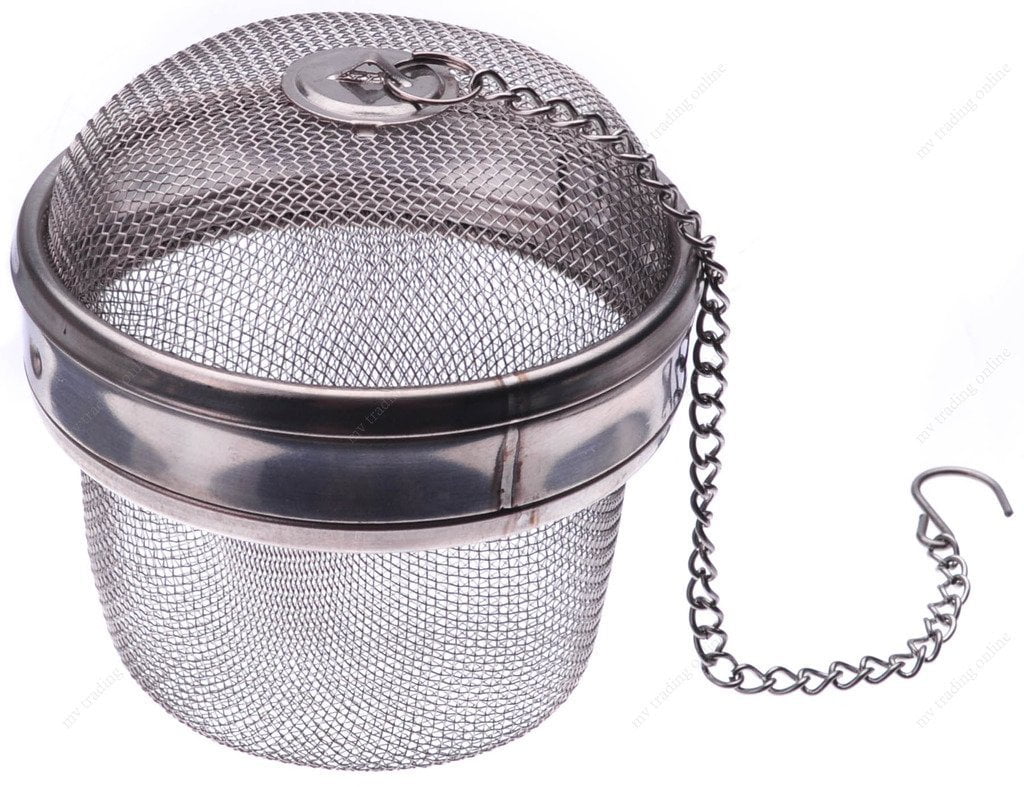 Demino Stainless Steel Mesh Seasoning Ball Tea Strainer with Lid and Extended Chain 