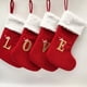 thumbnail image 3 of Xiao Hua 2 medias navideñas tejidas con letras bordadas de Papá Noel, colgantes para árbol de Navidad, decoración para el hogar, chimeneas navideñas, V, 3 of 4