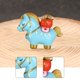 thumbnail image 5 of Figura de caballo Escultura animal Arte decorativo Artesanía Dibujos animados Coleccionables Feng Caballo azul, 5 of 8