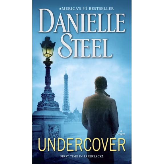 Undercover: A Novel By Danielle Steel (Paperback)