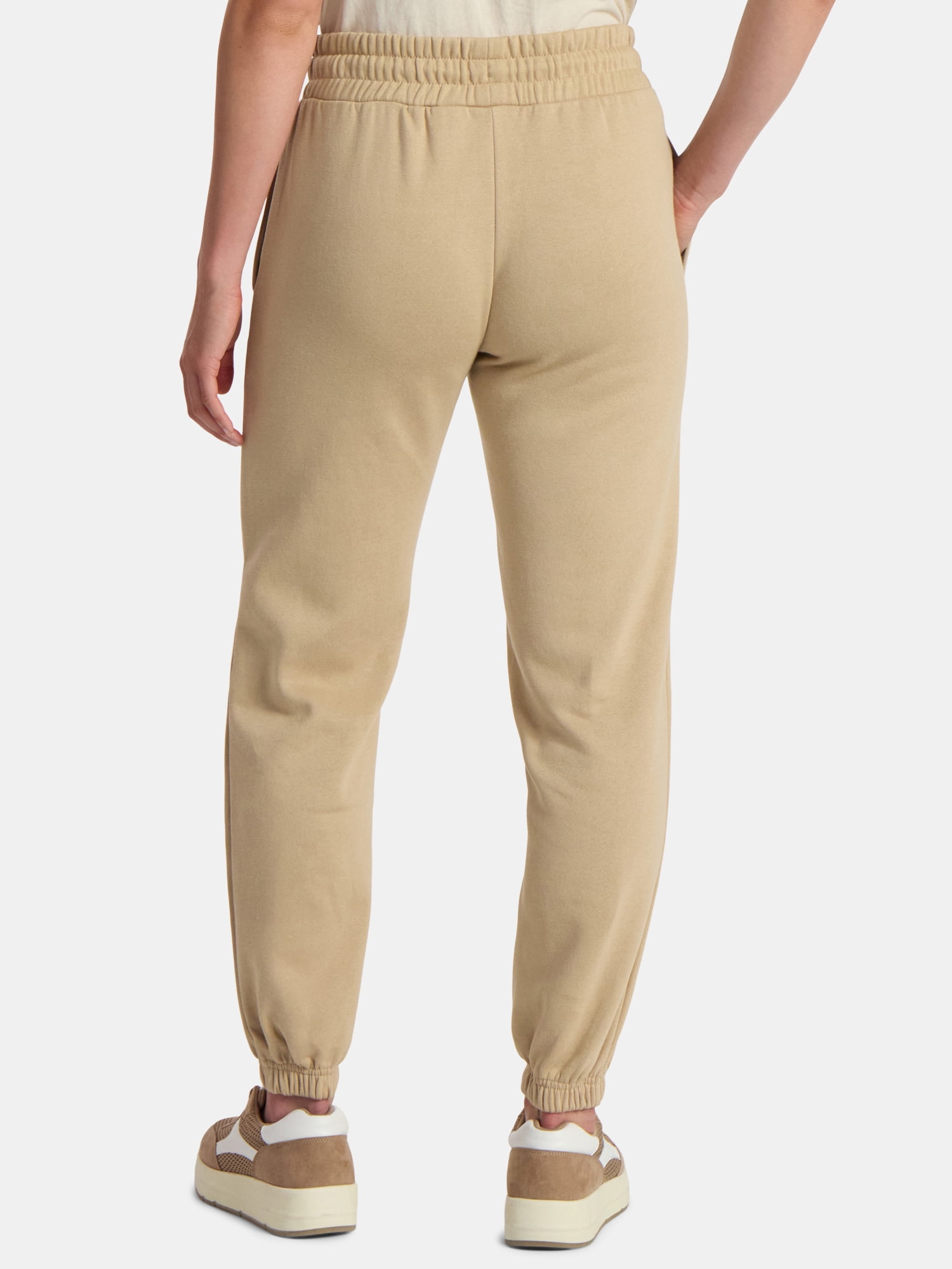 Disney Women's and Women's Plus Winnie the Pooh Graphic Jogger Sweatpants, Sizes XXS-2XL