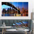 thumbnail image 1 of Ville de Manhattan avec Pont sous Ciel Bleu - Impression sur Toile de Paysage Urbain, 1 of 3