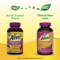 thumbnail image 2 of Multivitaminas ¡Nature's Way Alive! Gominolas diarias 150 para mujer, 2 of 7