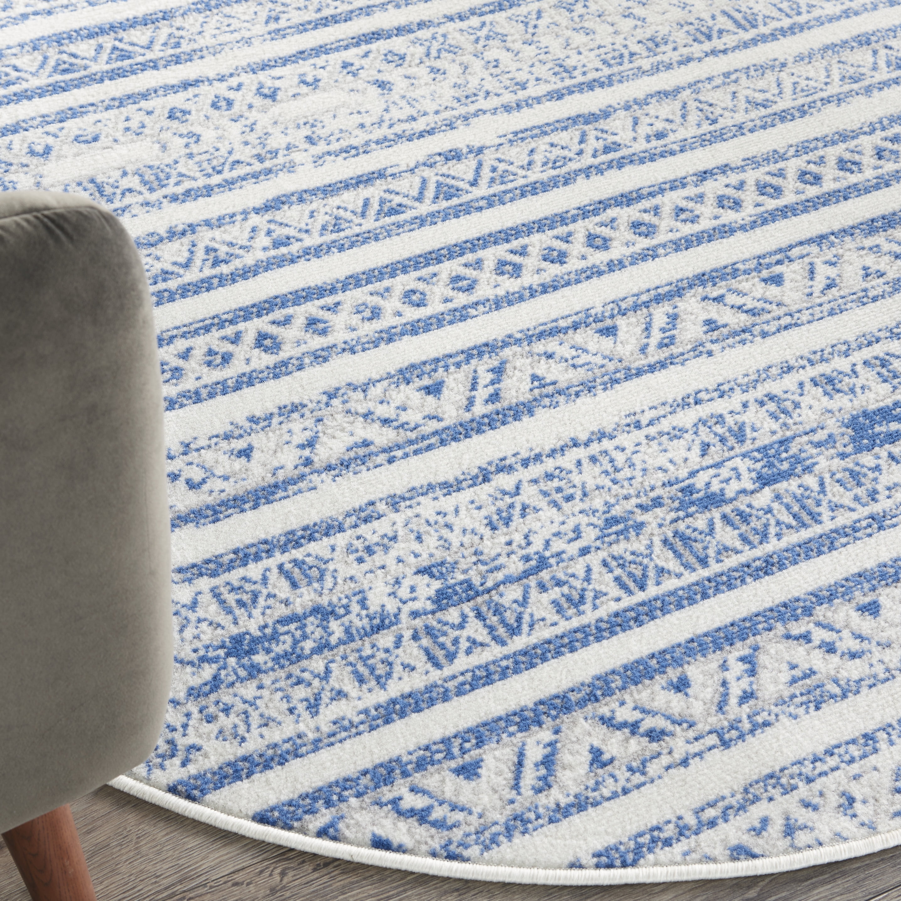 Nourison Whimsicle Bohemian Eclectic Ivory Blue 5' x round Area Rug, (5' Round)