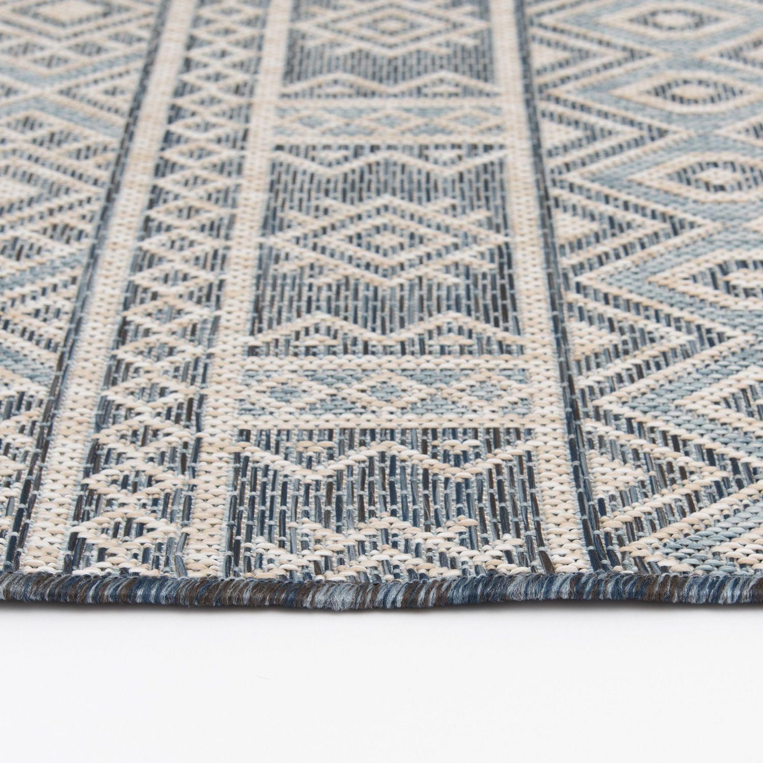 Hayweld Lagoon Blue and Beige Woven Indoor/Outdoor 5'x7' Area Rug