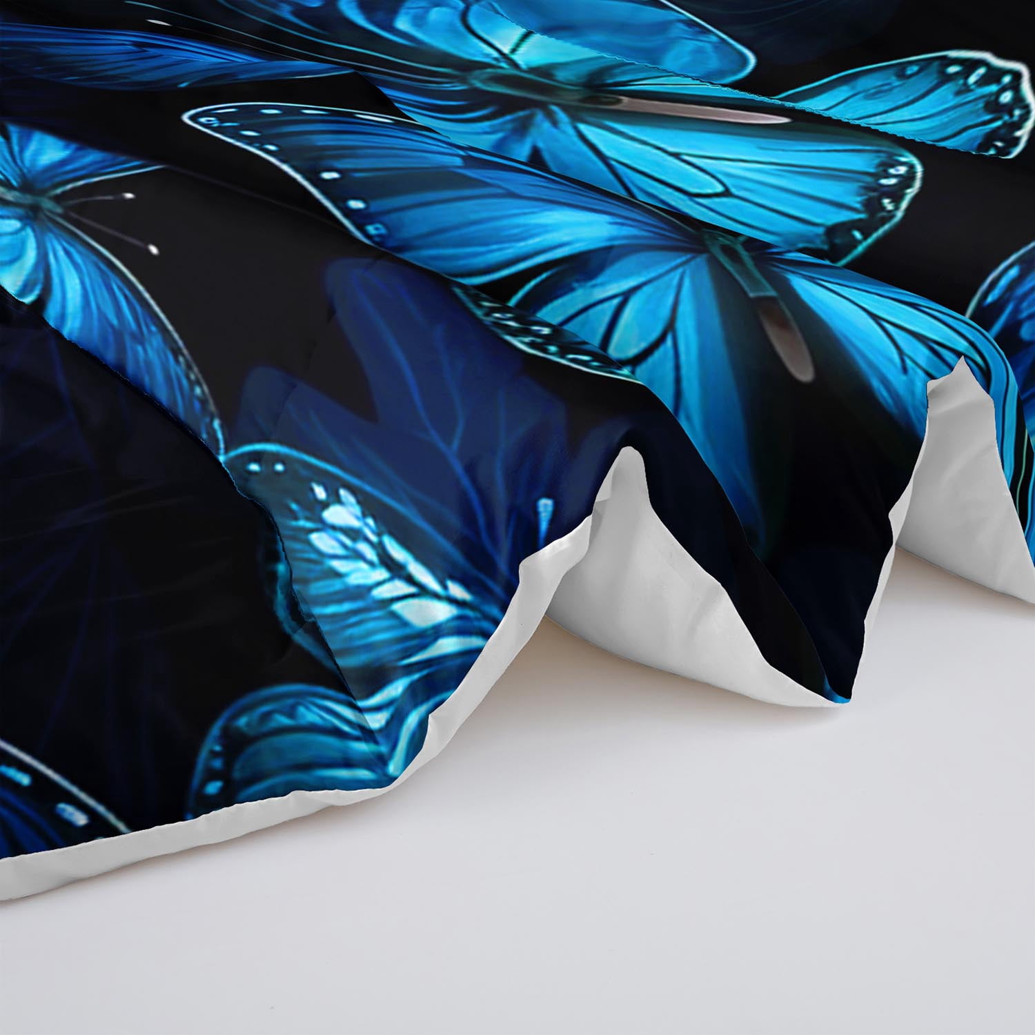 3pcs Blue Butterfly Comforter Set, Vibrant Butterfly Bedding Set for Bedroom or Guest Room Decor, All Seasons Quilt Machine Washable Duvet with 2 Pillowcases