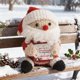 thumbnail image 1 of Muñeco de nieve de crochet hecho a mano con tarjeta con mensaje inspirador | Mini regalo motivacional para compañeros de trabajo, amigos y familiares | Decoración de escritorio para las fiestas de, 1 of 4