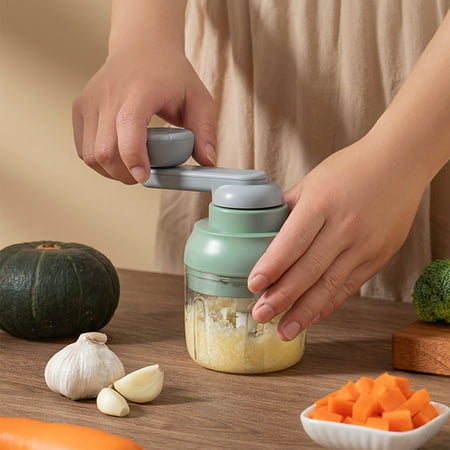 

Garlic Chopper Vegetable Chopper Manual Mini Portable Cutter 250ML Nut Grinder Mincer Baby Food Processor Suitable for Ginger Chili Fruit Meat Potato（Green）
