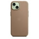 thumbnail image 4 of Funda Apple iPhone 15 FineWoven con MagSafe, color marrón, 4 of 7