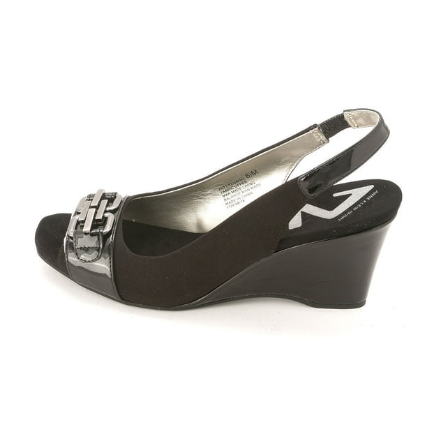 where to get extra wide shoes