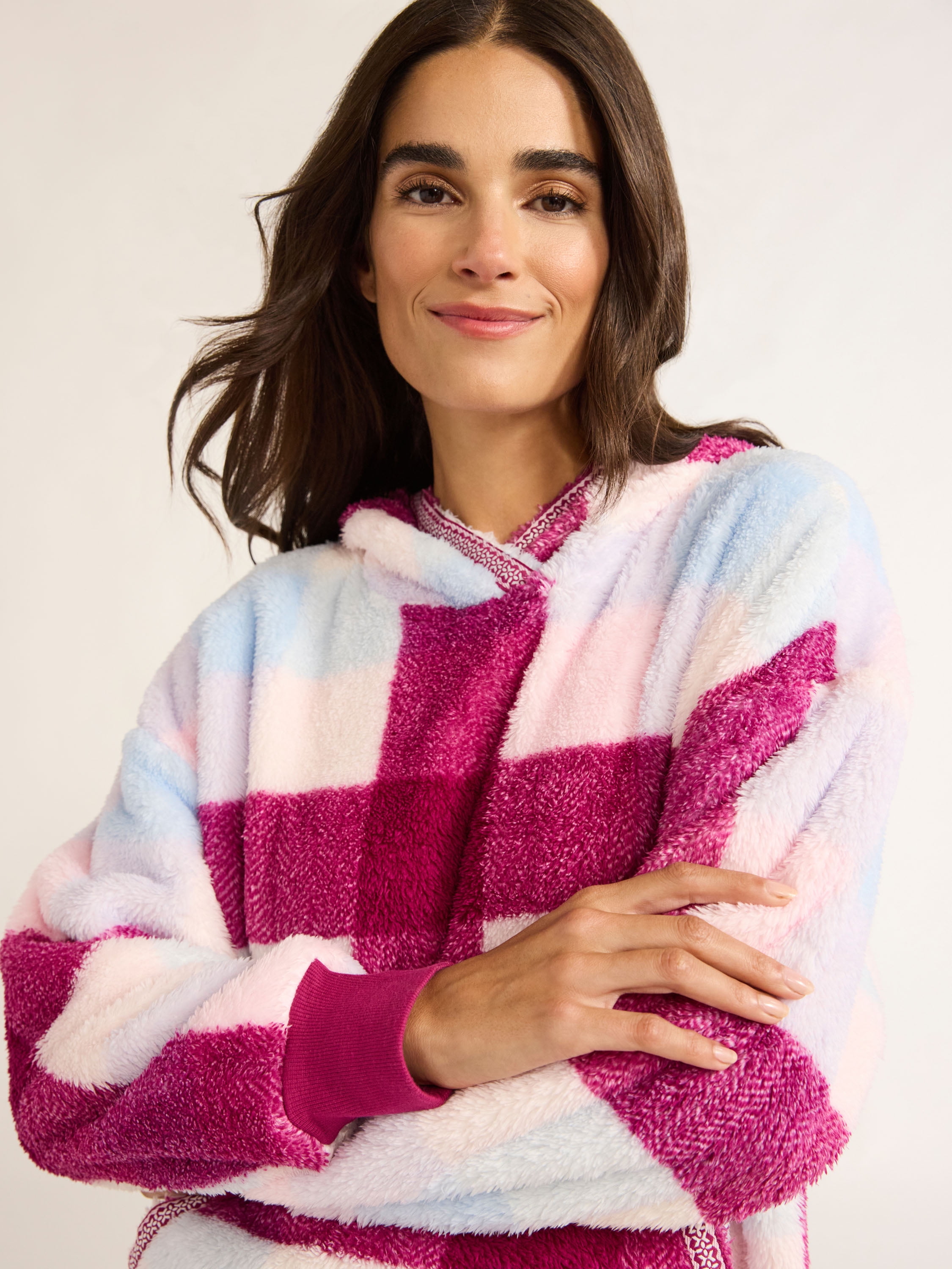 Joyspun Women's Oversized Hooded Plush Lounger, Size XS-3X