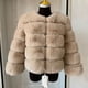 thumbnail image 1 of Abrigo de piel sintética a la moda para mujer, chaqueta mullida corta de piel sintética de zorro para otoño e invierno, abrigos peludos de alta calidad 7xl para mujer, 1 of 5