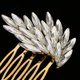 thumbnail image 3 of Crystal Rhinestone Perlas De La Boda Pinza De Pelo Peine Novia Alas De ángel - Dorado Sunnimix Pinza de pelo de boda, 3 of 8