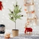 thumbnail image 1 of ¡Últimas Unidades!, Decoración navideña con agujas de pino para el hogar, arreglos florales, simulación de agujas de pino, decoración de interiores para el hogar, regalos Akmoler, 1 of 8