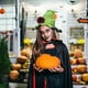 thumbnail image 1 of HWRETIE Sombrero de bruja para fiesta de Halloween con cubierta facial de encaje,sombrero de disfraz de tafetán de poliéster estilo mago para disfraces de Halloween y fiestas temáticas, 1 of 6