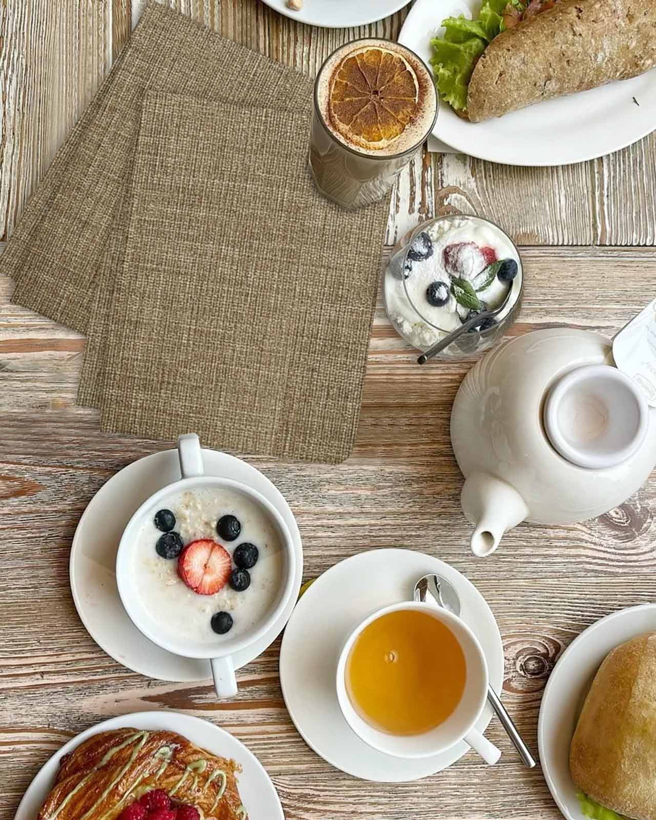Vintage Brown Kitchen Dish Towels for Drying Dishes Set of 3, Farmhouse Retro Dark Solid Color Linen Texture Waffle Weave Microfiber Hand Tea Bathroom Towels Quick Dry & Absorbent Towel 15.7x23.6