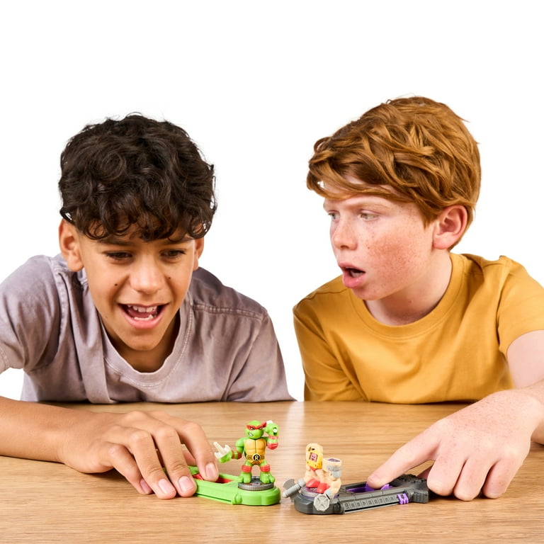 Akedo TMNT Mini Battling Warriors Raphael vs Krang Action Figure