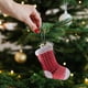 thumbnail image 5 of Caja de Regalo con Bolas Navideñas | Paquete de 3 Adornos Colgantes de Plástico Rojo y Blanco para Árbol de Navidad | Decoraciones Navideñas Ligeras y Duraderas para Navidad, Bodas, Fiestas, Uso En I, 5 of 6