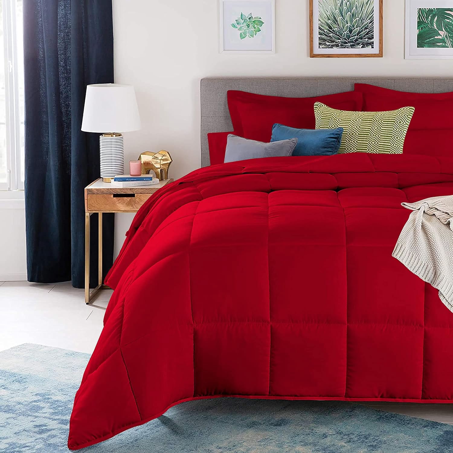 D.N.G. BEDDINGS Deluxe All Seasons Full/Queen Size 800 Thread Count, Solid Blood Red Down Alternative 3 Piece Box Design Comforter Set 100% Egyptian Cotton