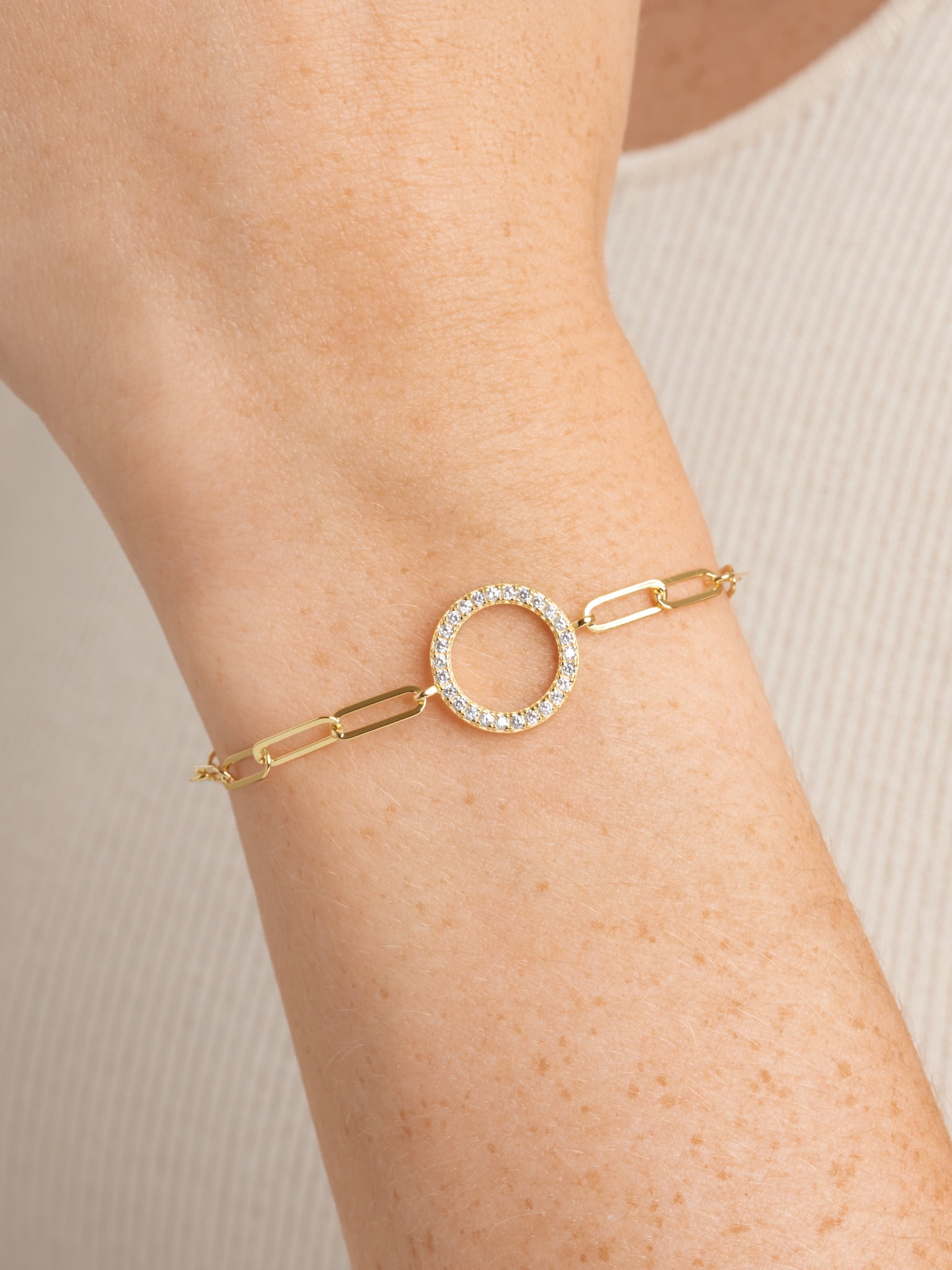 Cubic Zirconia Lined Circle Paper Clip Bracelet Gift for Her, 6.75" + 1.25" Extension