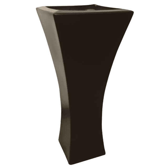 maceta de fibra de vidrio mod. francés grande chocolate, vista frontal centrada de maceta alta cónica con base cuadrada y borde superior cuadrado; color chocolate mate, medidas 70 cm alto x 30 cm ancho x 18 cm base; acabado liso retocado a mano, sin orificios de desagüe visibles; para interiores y exteriores; adecuada para exhibir plantas altas en entradas o terrazas.