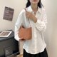 thumbnail image 2 of Bolso Cuadrado Paja para Mujer Con Cadena Mano en La Playa, 2 of 9